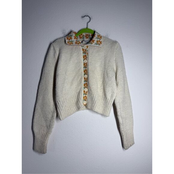 ZARA NEW WOMAN CONTRASTING KNIT CARDIGAN FLORAL TRIM Size M - Picture 2 of 12